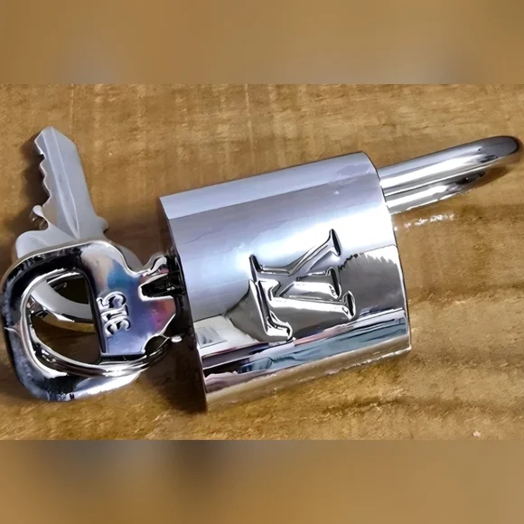 RARE Authentic Louis Vuitton Silver Lock & Key Set #315 (PERSTIN CONDITION ) - Picture 9 of 10